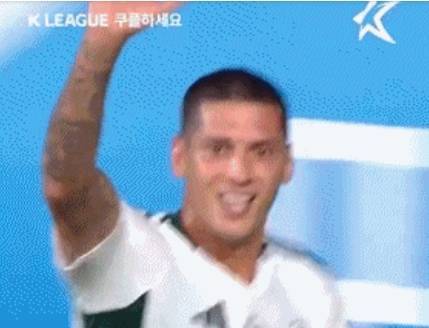 K联赛外援上厕所吃黄牌！专业裁判：提前请假可以避免吃牌